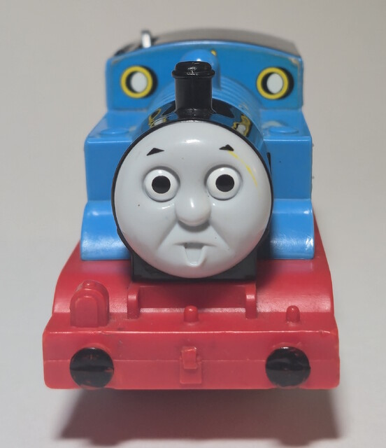 2005 europe face_variation motor_road_&_rail north_america power_car thomas thomas_the_tank_engine tomy toy train // 1978x2294 // 833KB